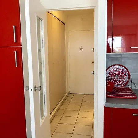 Lägenhet Cap Capistol Avec Terrasse, Vue Port *