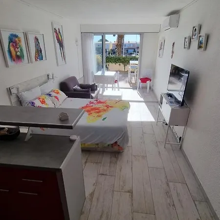 Cap Capistol Avec Terrasse, Vue Port Lägenhet Agde